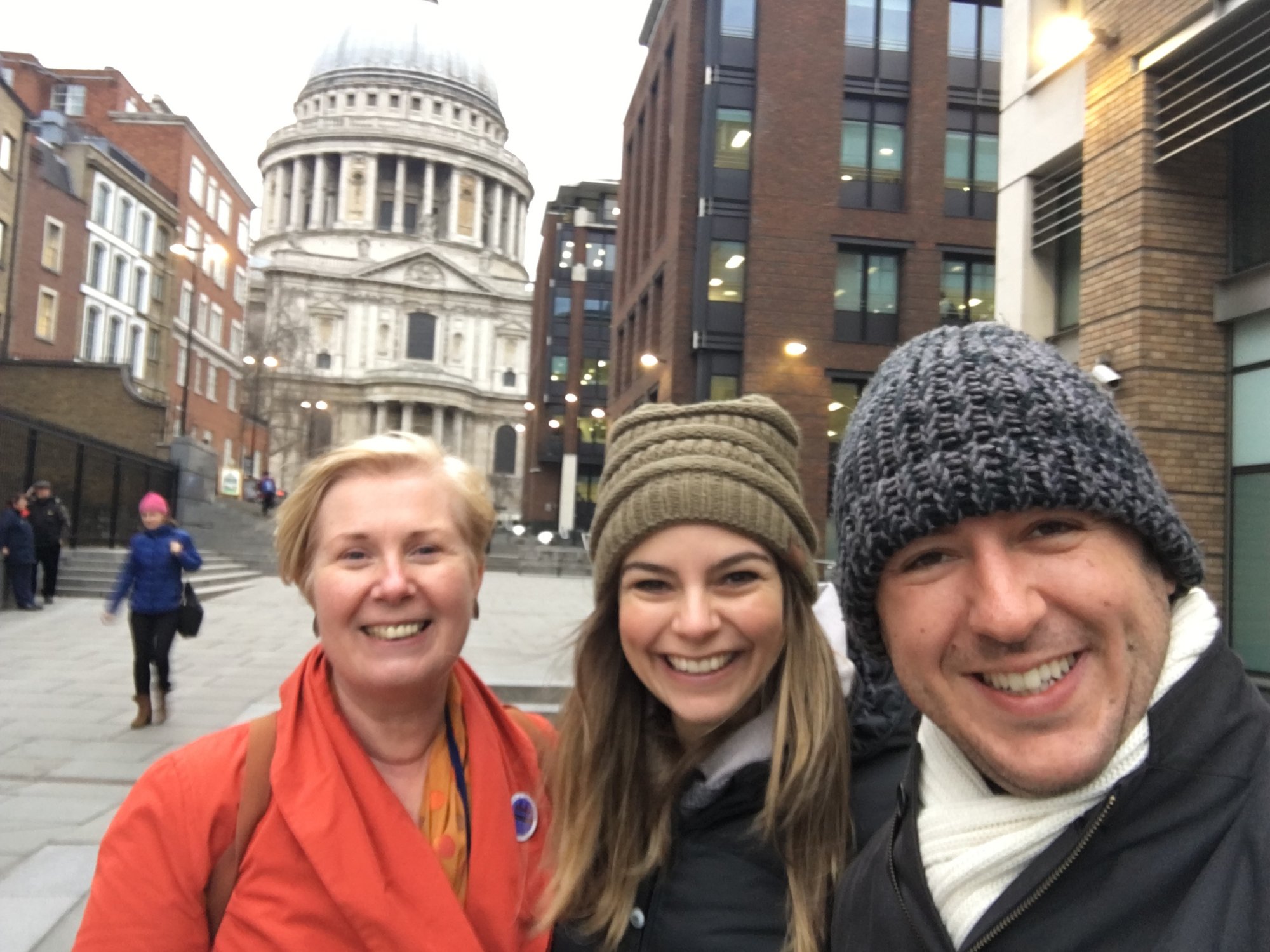 nicola watts private tour guide london